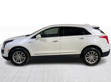 2019 Cadillac XT5 - image 10
