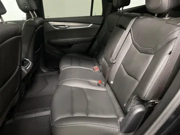 2021 Cadillac XT6 - image 16