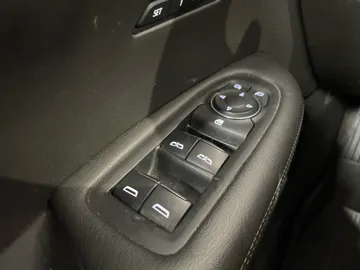 2021 Cadillac XT6 - image 22