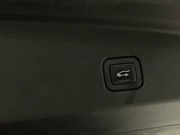 2024 Cadillac LYRIQ - image 34