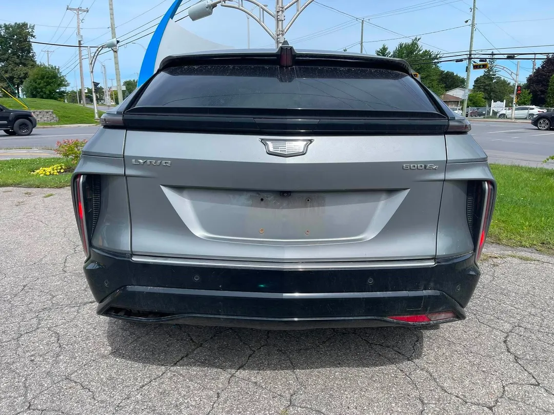 2024 Cadillac LYRIQ — photo 4