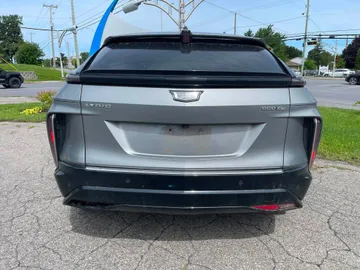 2024 Cadillac LYRIQ - image 4