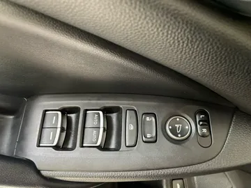 2018 Honda Accord - image 24
