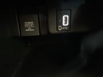 2018 Honda Accord - image 26