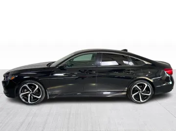 2018 Honda Accord - image 10