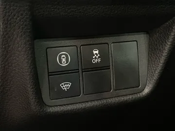 2018 Honda Accord - image 27
