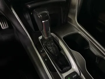 2018 Honda Accord - image 26