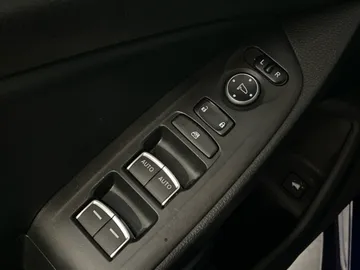 2018 Honda Accord - image 23