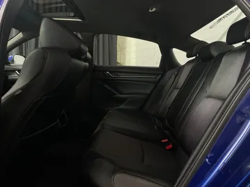 2018 Honda Accord - image 15
