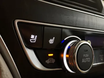 2018 Honda Accord - image 31