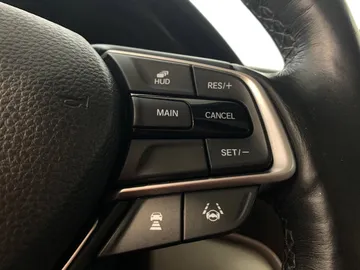 2018 Honda Accord - image 32