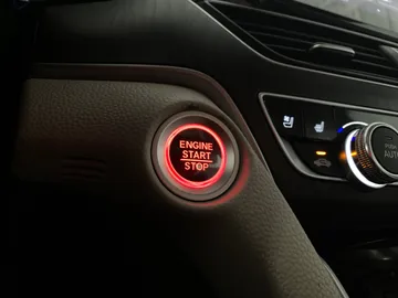2018 Honda Accord - image 27