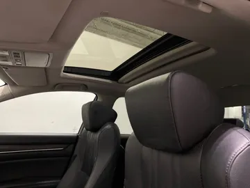 2019 Honda Accord - image 12