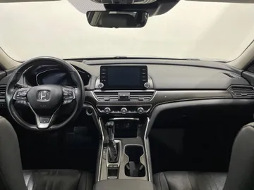 2019 Honda Accord - image 20