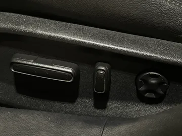 2019 Honda Accord - image 27