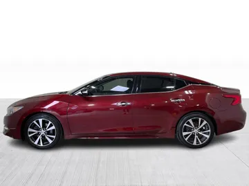 2016 Nissan Maxima - image 10