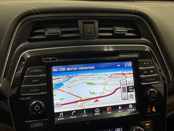 2016 Nissan Maxima - image 31