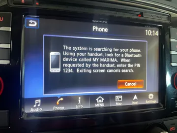2016 Nissan Maxima - image 25