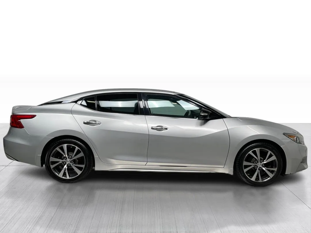 2016 Nissan Maxima Platinum, photo 2