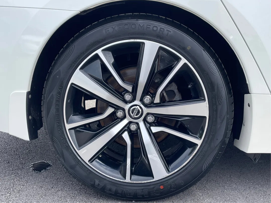 2021 Nissan Maxima SL, photo 6