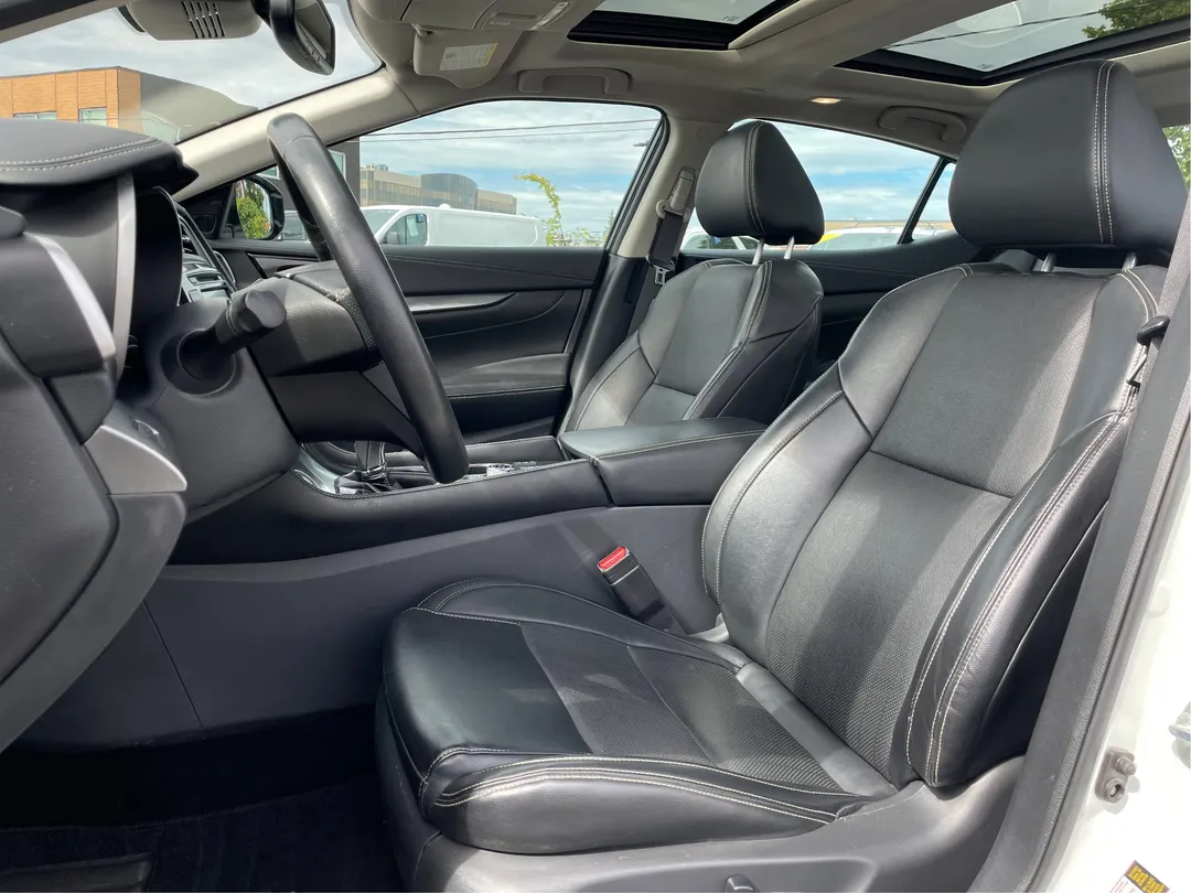 2021 Nissan Maxima SL, photo 3
