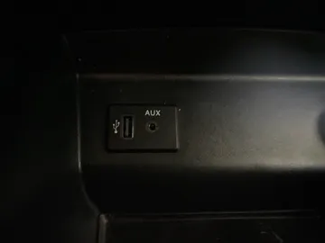 2017 Nissan Altima - image 24