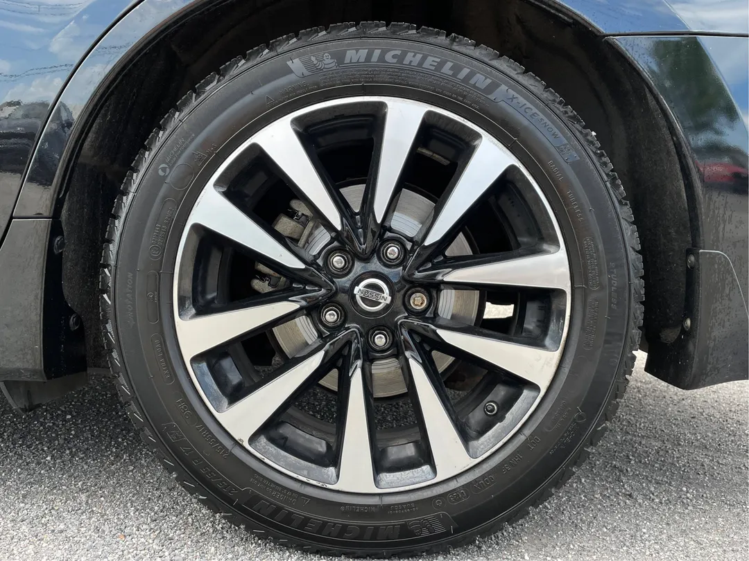2018 Nissan Altima — photo 6