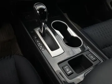 2018 Nissan Altima - image 25