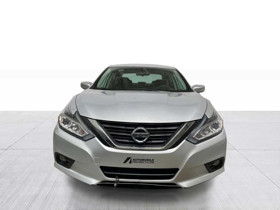 2016 Nissan Altima — photo 5