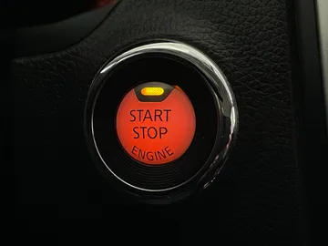 2016 Nissan Altima - image 21