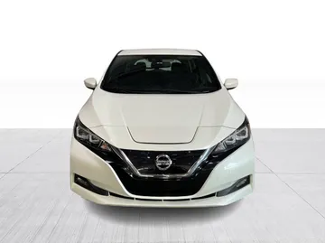 2019 Nissan LEAF - image 2