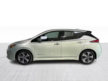 2018 Nissan LEAF - image 10