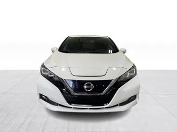 2018 Nissan LEAF - image 3