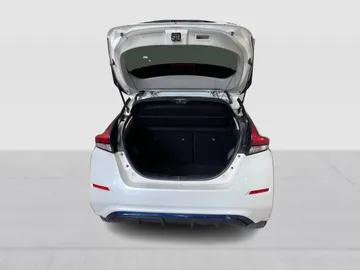 2019 Nissan LEAF - image 13