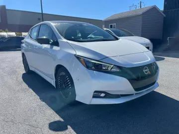 2023 Nissan LEAF