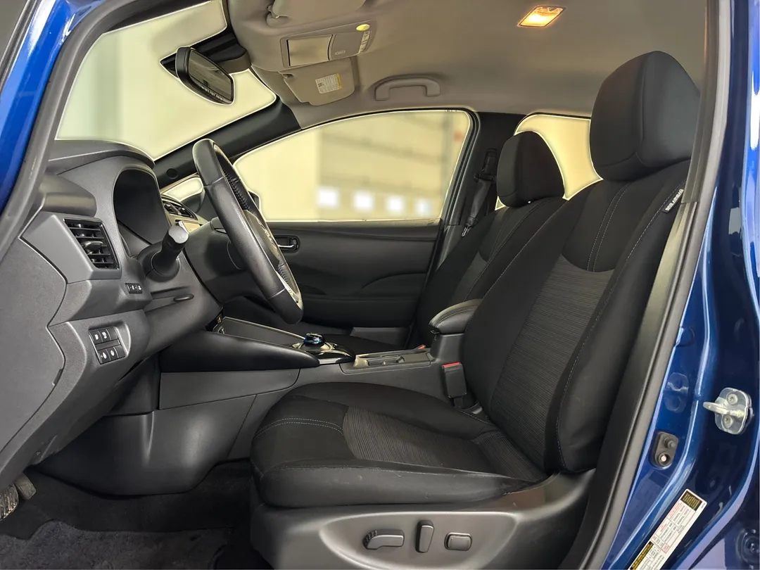 2022 Nissan LEAF — photo 3
