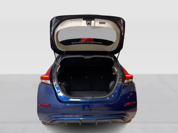 2022 Nissan LEAF - image 13