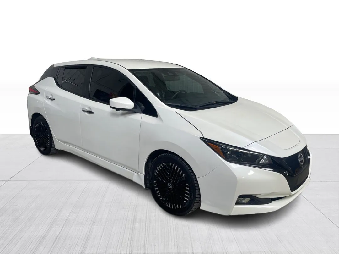 2023 Nissan LEAF
