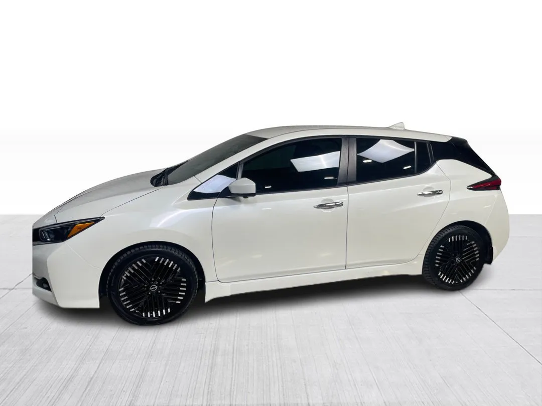 2023 Nissan LEAF — photo 8