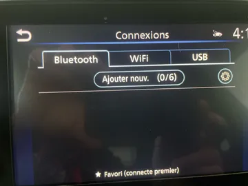 2023 Nissan LEAF - image 28