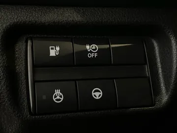 2024 Nissan LEAF - image 33