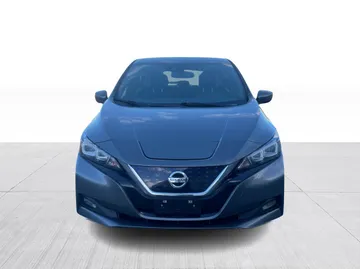 2021 Nissan LEAF - image 8