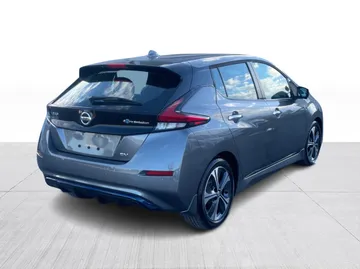 2021 Nissan LEAF - image 14