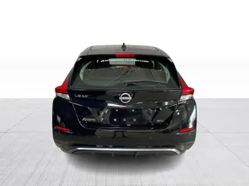 2023 Nissan LEAF - image 11