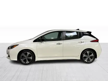 2022 Nissan LEAF - image 6