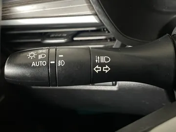 2019 Nissan Altima - image 19