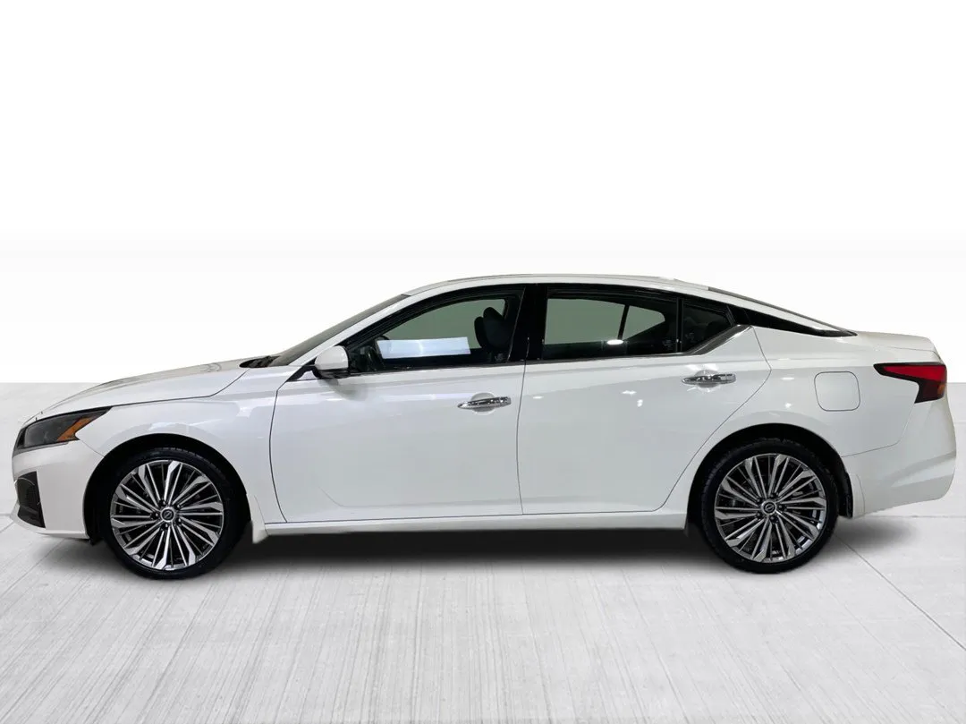 Nissan Altima Platinum AWD 2024, photo 10