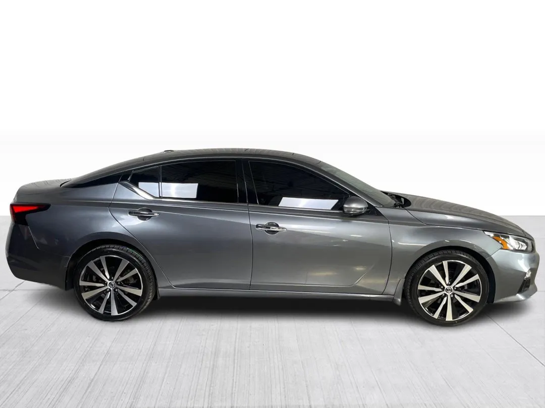 2021 Nissan Altima for sale - photo 2