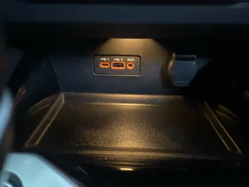 2021 Nissan Altima - image 29