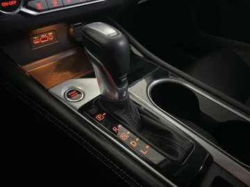 2021 Nissan Altima - image 26